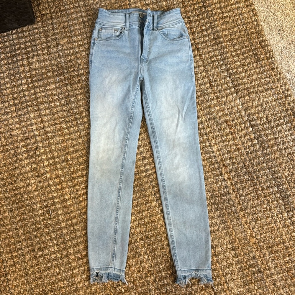 Free People We the Free high rise boyfriends fit stretchy light denim size 26